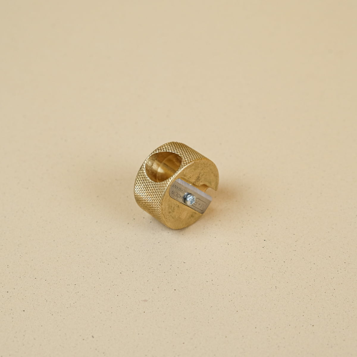 La Gondola Timbre à Ravioli Demi-lune 90mm - Outil Pâtes Fraîches En Laiton & Bois - Fabriqué En Italie